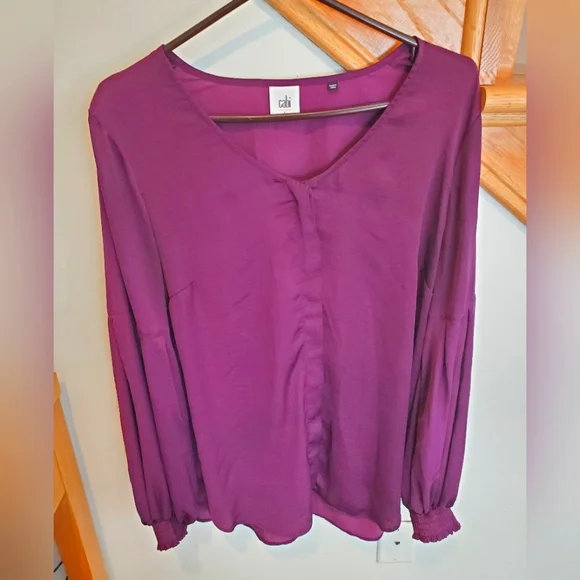 Cabi Beguile Blouse Top - Picture 2 of 8